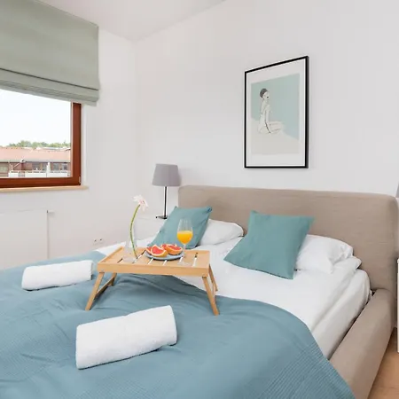 شقة Neptun Park Spacious 3-bedroom By Renters