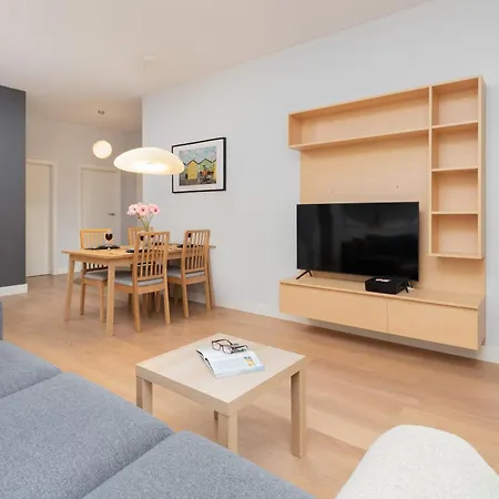 شقة Neptun Park Spacious 3-bedroom By Renters *